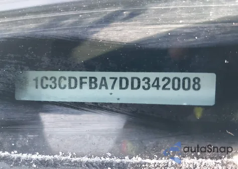 2013 Dodge Dart Sxt z USA, uszkodzony, nr VIN 1C3CDFBA7DD342008